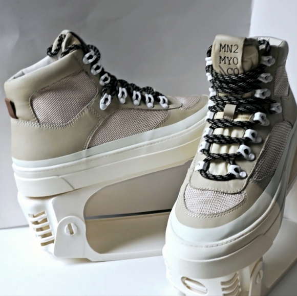 Miz Mooz Alpyne Sneakers Women's Size 7.5 Cream Medium/High.- New with box. - Picture 5 of 13